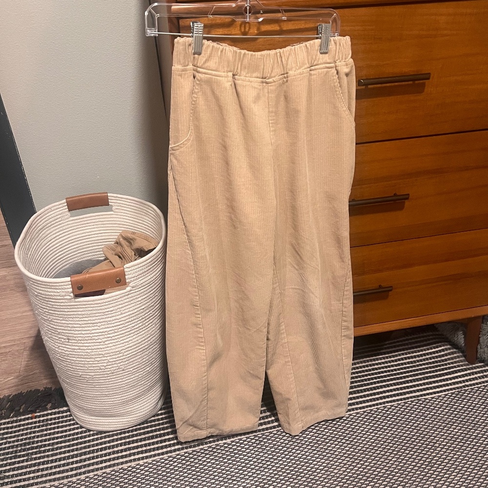 Le Bon Shoppe barrel Cord pants
